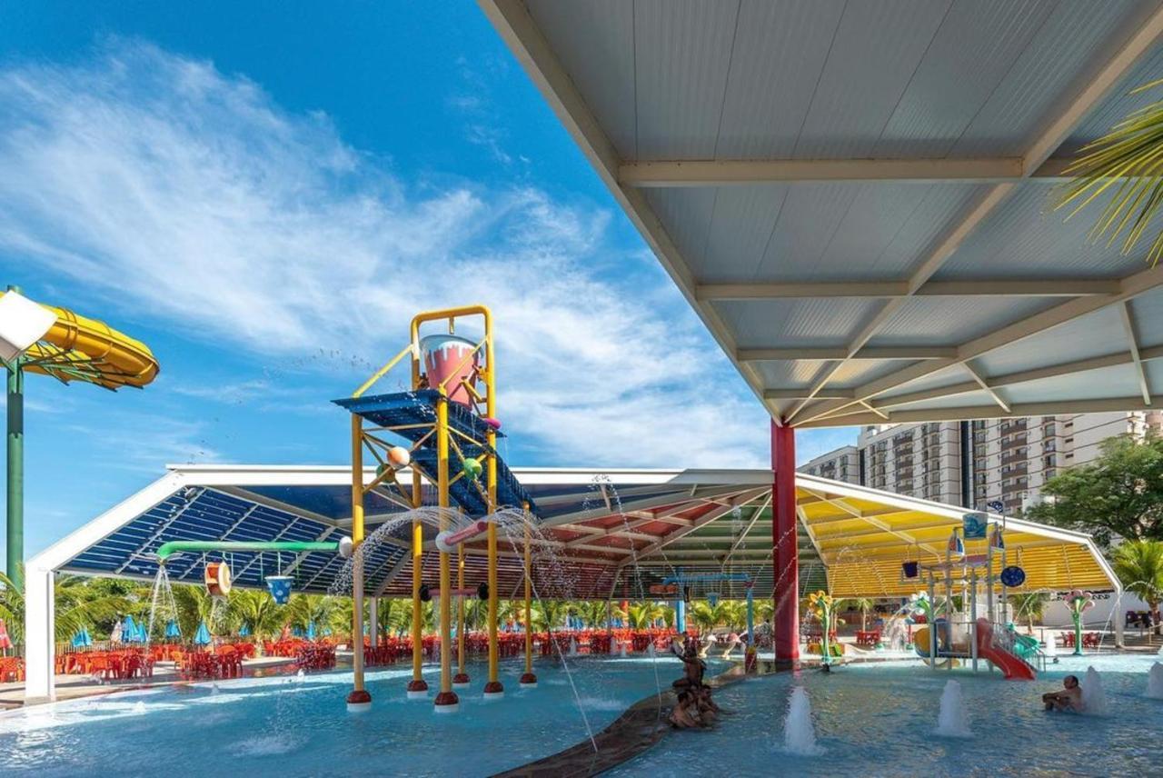 Diroma Resort Internacional Incluso 1 Acesso Ao Acqua Park Vulcao Caldas Novas Eksteriør billede